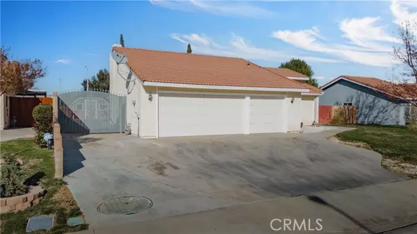 6231 Almond Valley Way, Quartz Hill, CA 93536