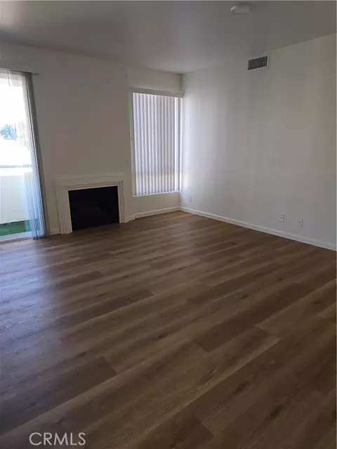 1310 N Detroit Street #303, Los Angeles, CA 90046