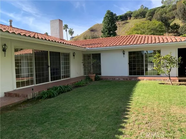 Malibu, CA 90265,20407 Seaboard Road