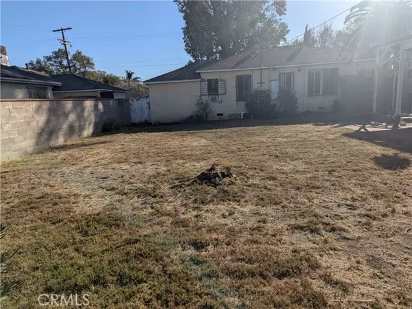 Panorama City, CA 91402,14235 Burton Street