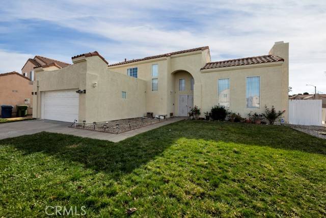 3744 Hollowglen Drive, Palmdale, CA 93550