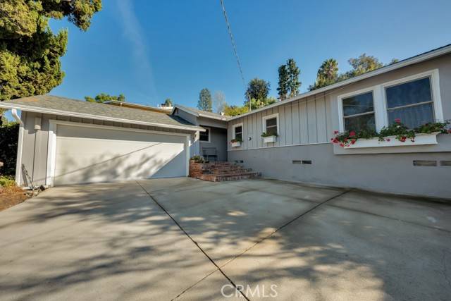 21858 De La Luz Avenue, Woodland Hills, CA 91364