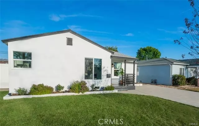 1484 N Clybourn Avenue, Burbank, CA 91505