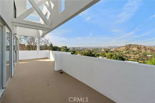 Calabasas, CA 91302,23625 Summit Drive