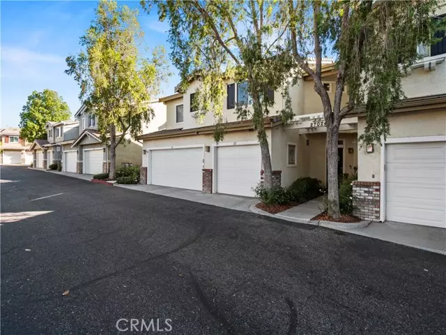 Valencia, CA 91354,27024 Wolf Creek Trail #22