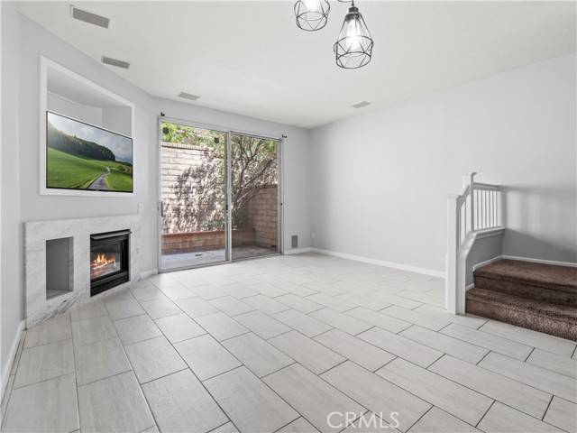 Valencia, CA 91354,27024 Wolf Creek Trail #22