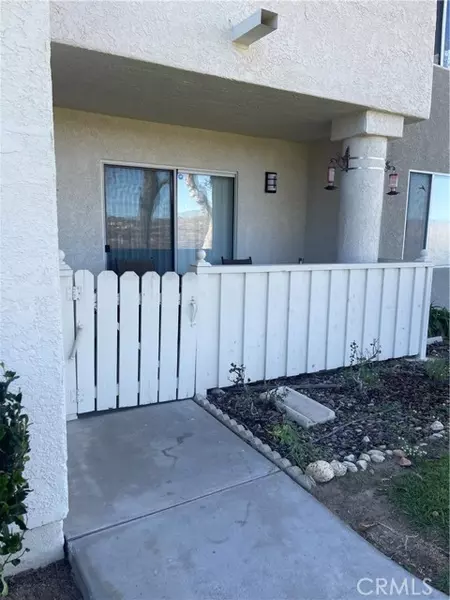 24435 Valle Del Oro #101, Newhall, CA 91321