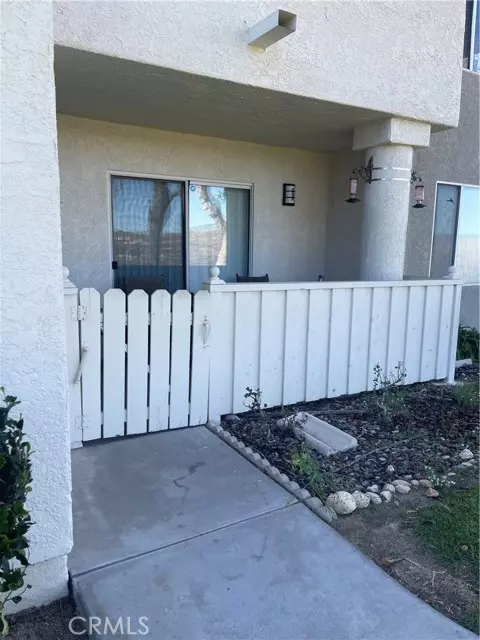 24435 Valle Del Oro #101, Newhall, CA 91321