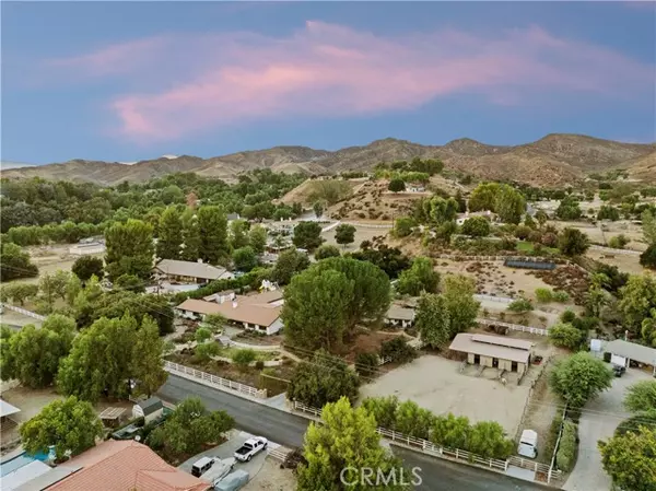 Castaic, CA 91384,30249 Hawkset Street