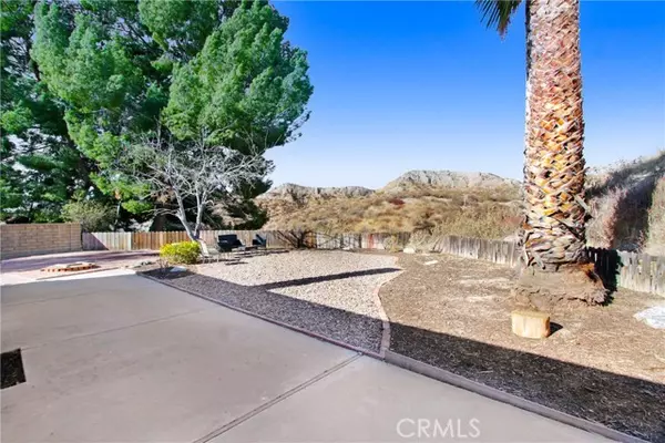 Canyon Country, CA 91387,29325 Snapdragon Place