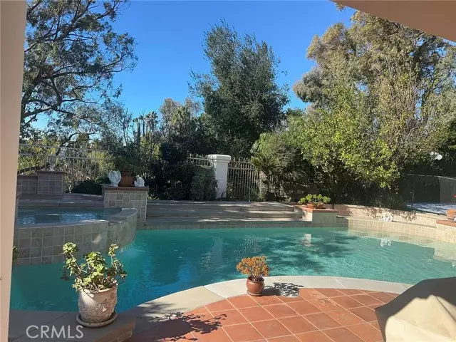 5403 Newcastle Lane, Calabasas, CA 91302