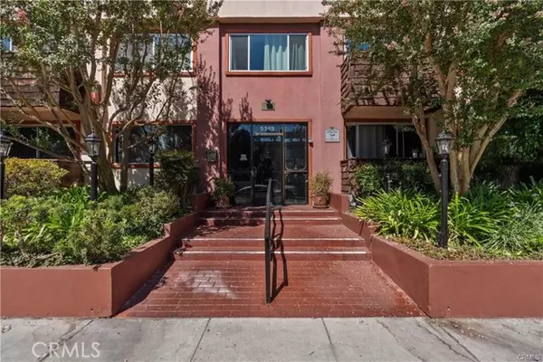 Encino, CA 91316,5349 Newcastle Avenue #18