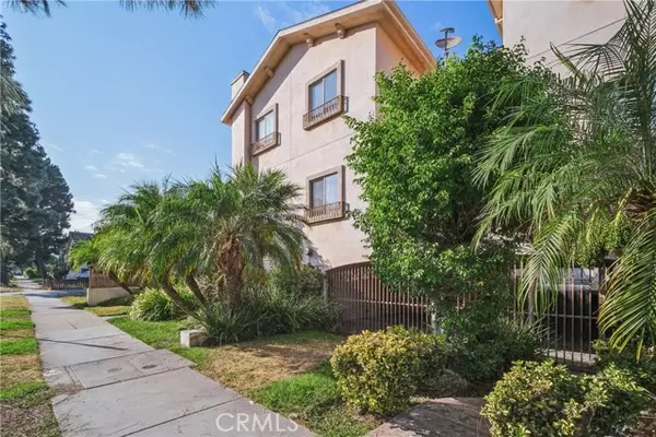 17311 Chatsworth Street #4, Granada Hills, CA 91344