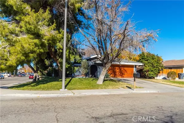 801 Lightcap Street, Lancaster, CA 93535