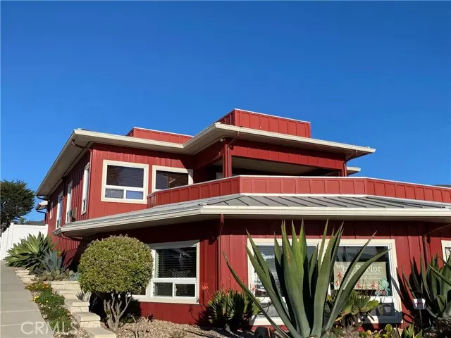 110 E St, Cayucos, CA 93430