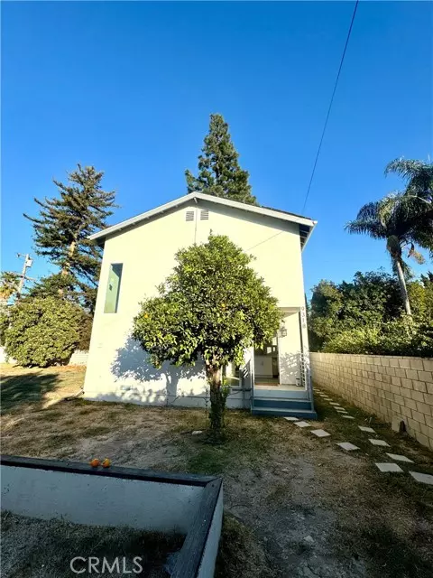 Northridge, CA 91325,9318 Encino Ave