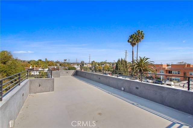 Venice, CA 90291,979 S Lake Street