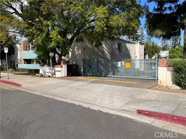 Tarzana, CA 91356,5700 Etiwanda Avenue #288