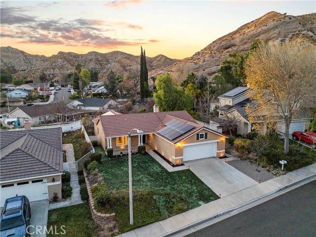 Canyon Country, CA 91387,30431 Sunrose Place