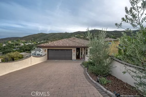 Newbury Park, CA 91320,1124 Kathleen Drive