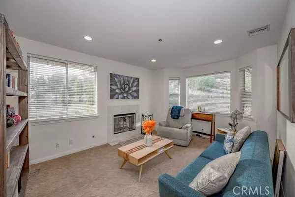 Newbury Park, CA 91320,1124 Kathleen Drive