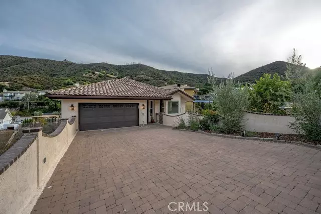 Newbury Park, CA 91320,1124 Kathleen Drive