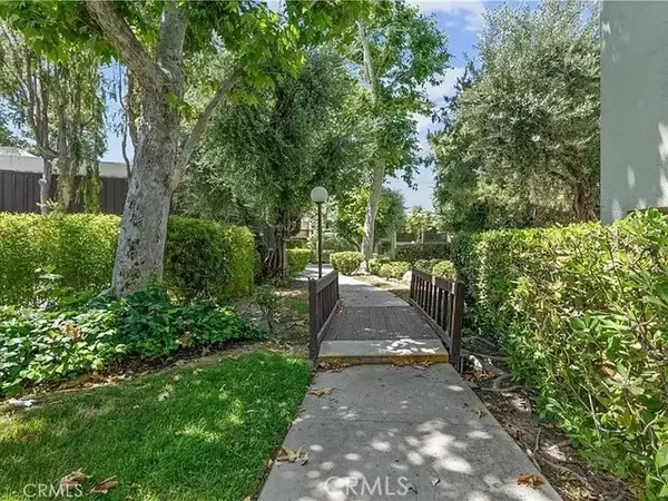 23515 Lyons Avenue #170, Valencia, CA 91355