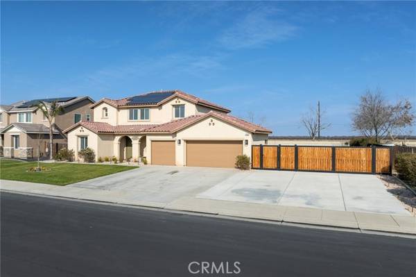 15620 Marcella Court, Bakersfield, CA 93314