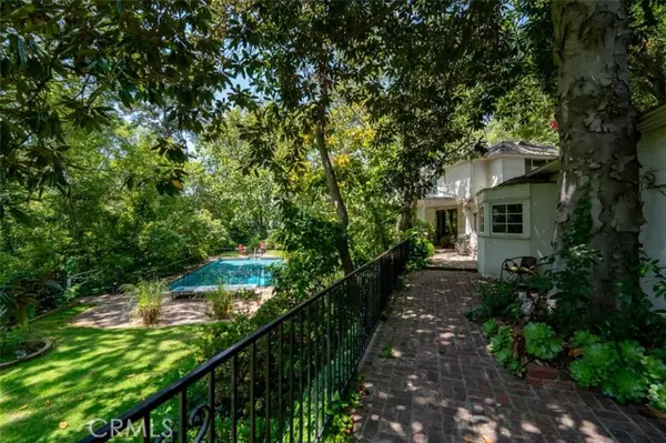 9171 Hazen Drive, Beverly Hills, CA 90210