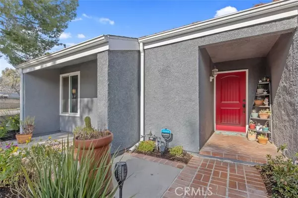 Canyon Country, CA 91351,20151 Ermine Street