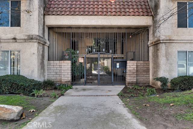 21000 Parthenia Street #10, Canoga Park, CA 91304