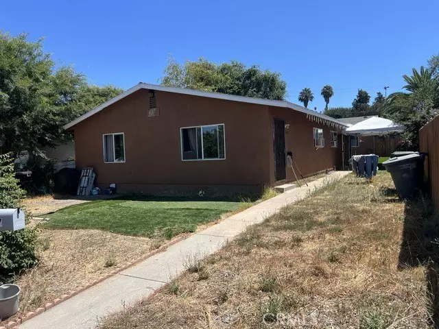 Escondido, CA 92025,1033 E 2nd Avenue