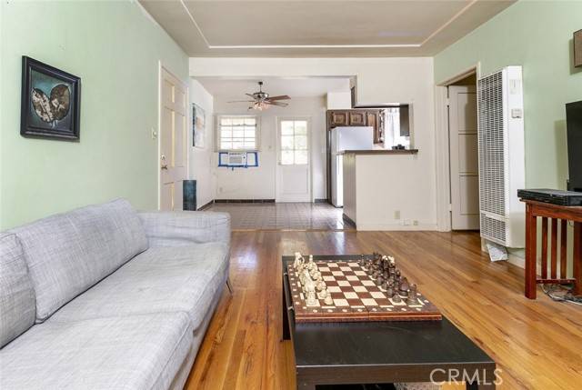 Glendale, CA 91205,521 E Maple Street #4