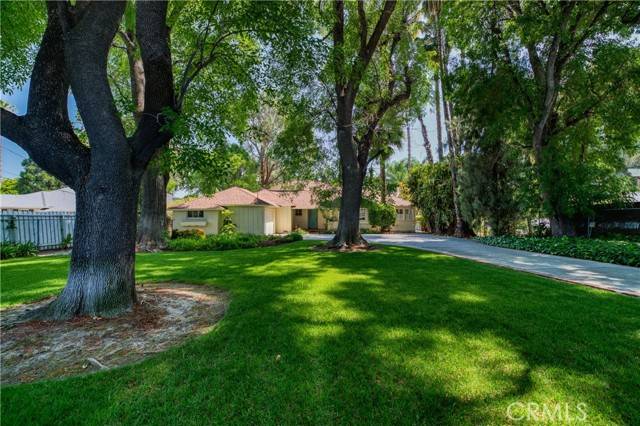 17560 Parthenia Street, Sherwood Forest, CA 91325