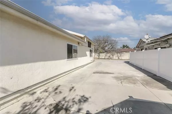 7947 Ethel Avenue, North Hollywood, CA 91605