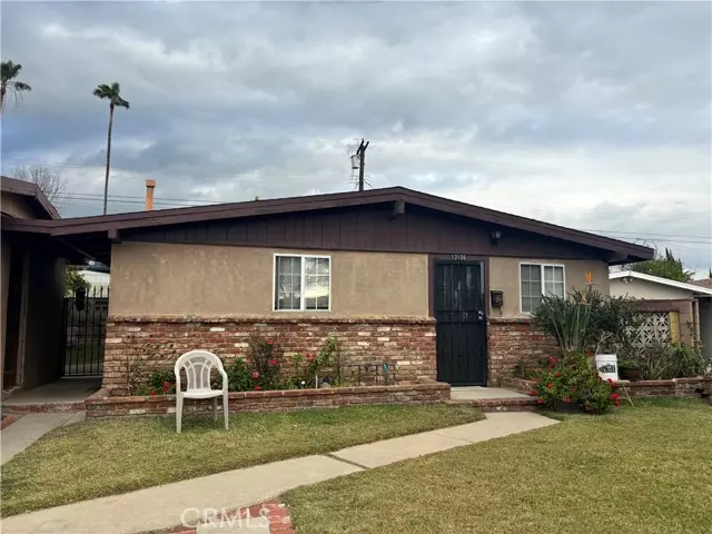 Sylmar, CA 91342,13106 Norris Avenue