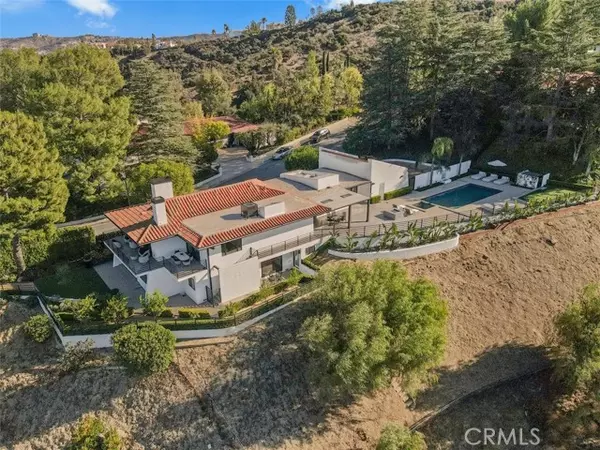 23845 Park Belmonte, Calabasas, CA 91302