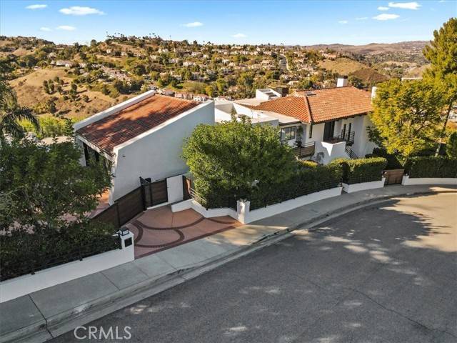 23845 Park Belmonte, Calabasas, CA 91302