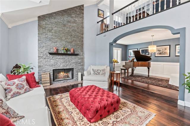 Oak Park, CA 91377,5040 Wagner Way