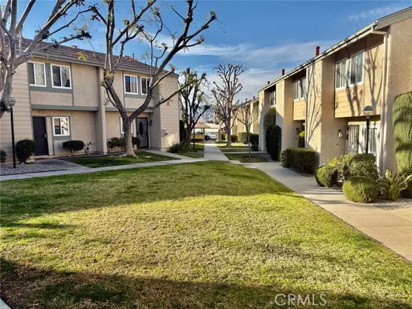 8335 Grenoble Street #27, Sunland, CA 91040