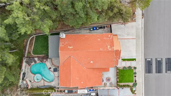 28314 Tamarack Lane, Saugus, CA 91390