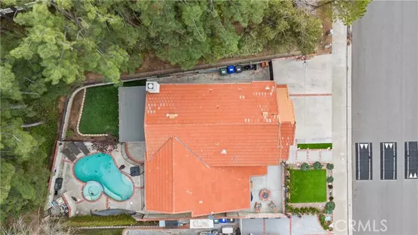 28314 Tamarack Lane, Saugus, CA 91390