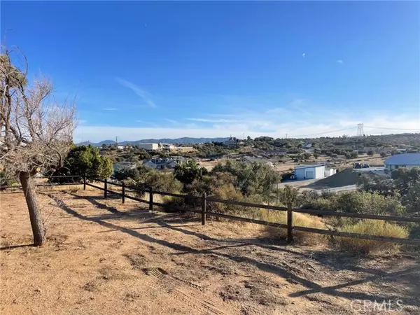 Oak Hills, CA 92344,10638 Ranchero Road