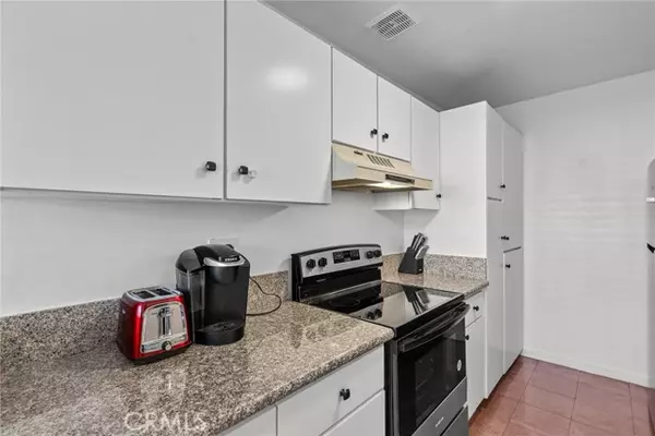 Encino, CA 91316,5400 Newcastle Avenue #55