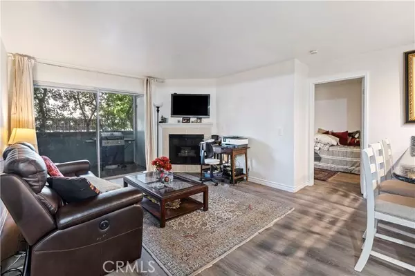 Winnetka, CA 91306,7640 Oso Avenue #120