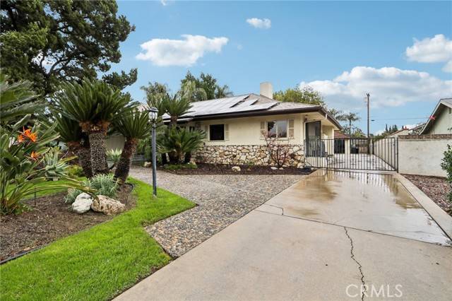 8942 Oak Park Avenue, Sherwood Forest, CA 91325