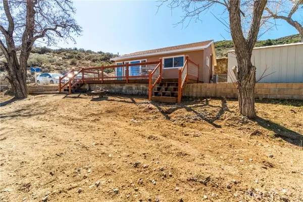 40001 92nd Street, Leona Valley, CA 93551