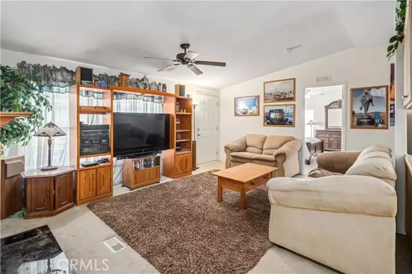 Lancaster, CA 93535,2121 E Avenue I #75