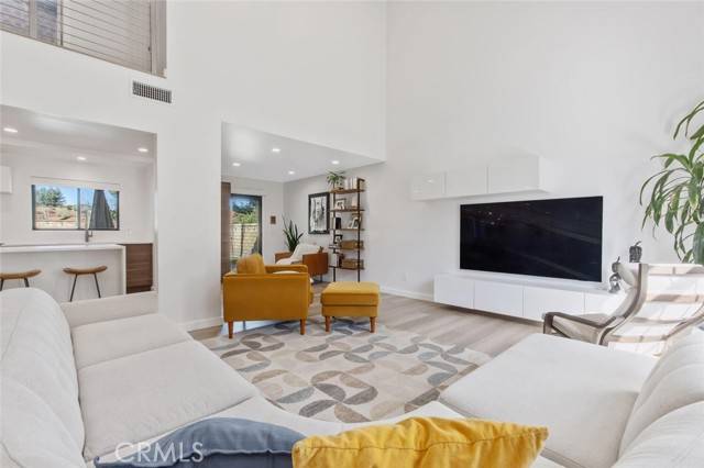 Saugus, CA 91350,28033 Bena Court
