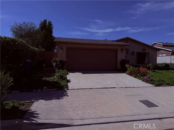 11823 Fenton Avenue, Sylmar, CA 91342